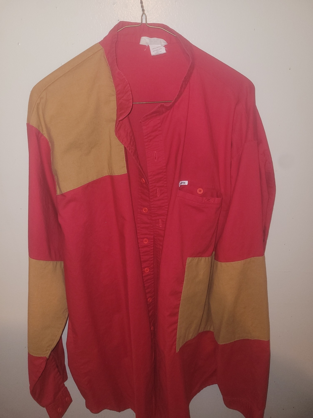 Men's Red and Tan Colorblock Button-Up Shirt. Vintage MO BETTA